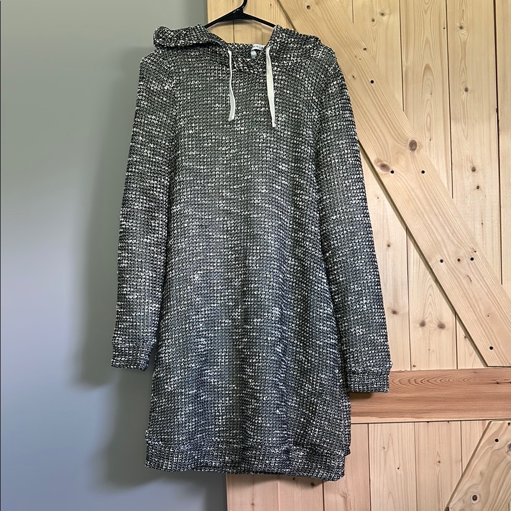 Fabletics Black and White Knit Dress